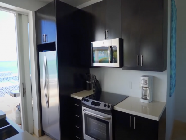 Luxury Three Level Beachfront Vacation Villa Turks & Caicos